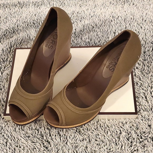 Michael Kors Open Toe Platform Wedges - Dark OIive Green - Picture 1 of 3